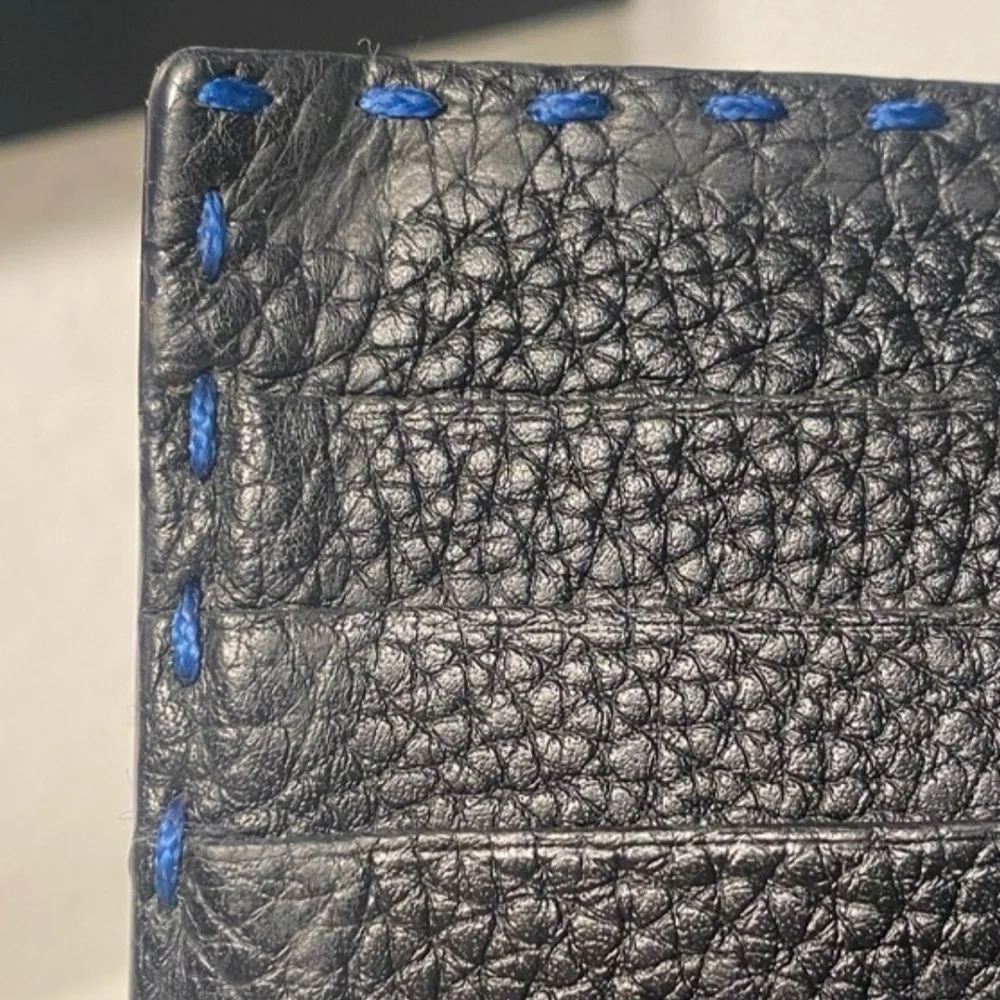 RARE FENDI Selleria 2 Tone Leather Bi Fold Long Wallet Blue / w Black interior - Picture 7 of 11